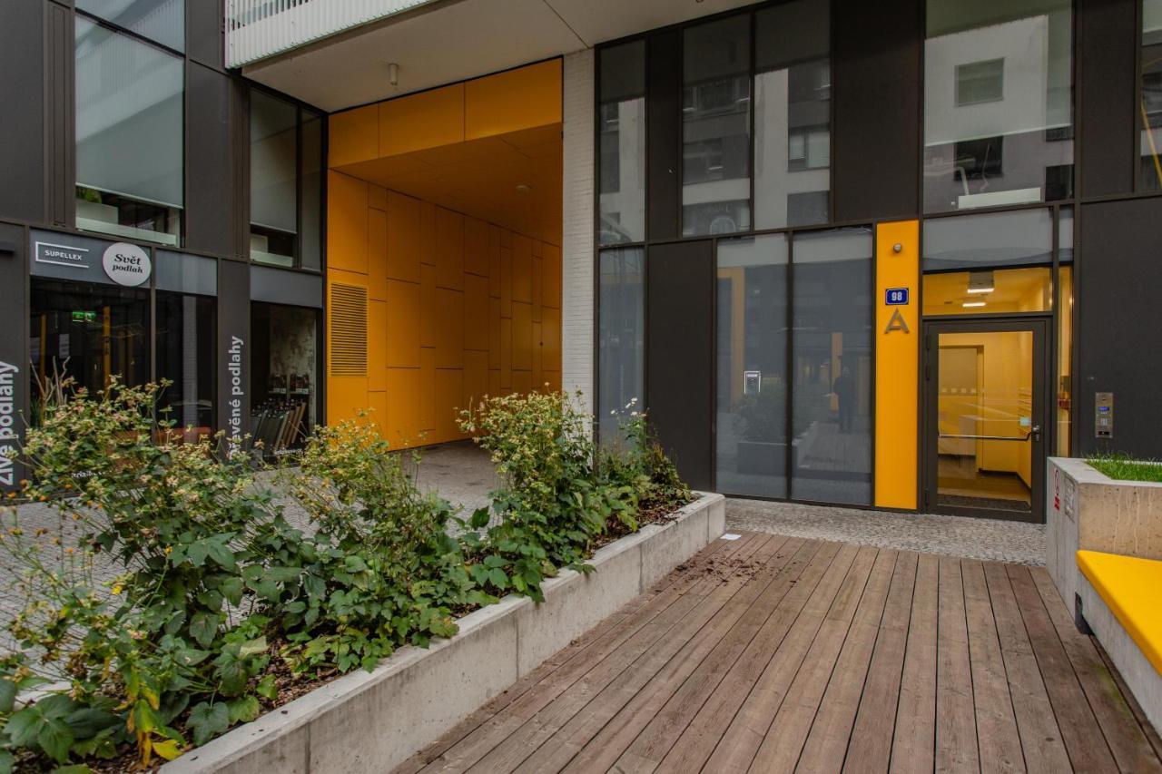 Spacious Terrace Apartment With Free Private Parking Praga Exterior foto