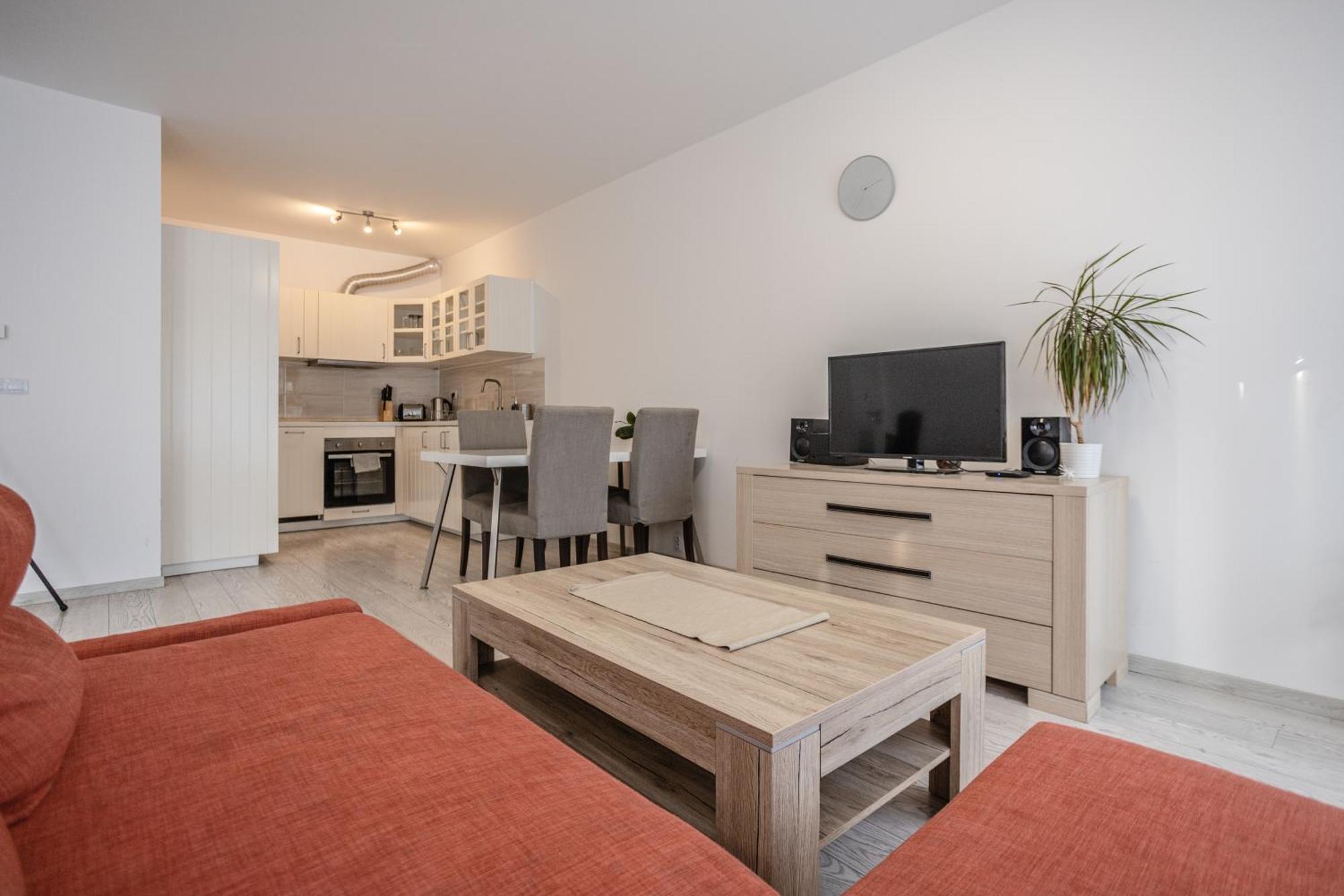 Spacious Terrace Apartment With Free Private Parking Praga Exterior foto