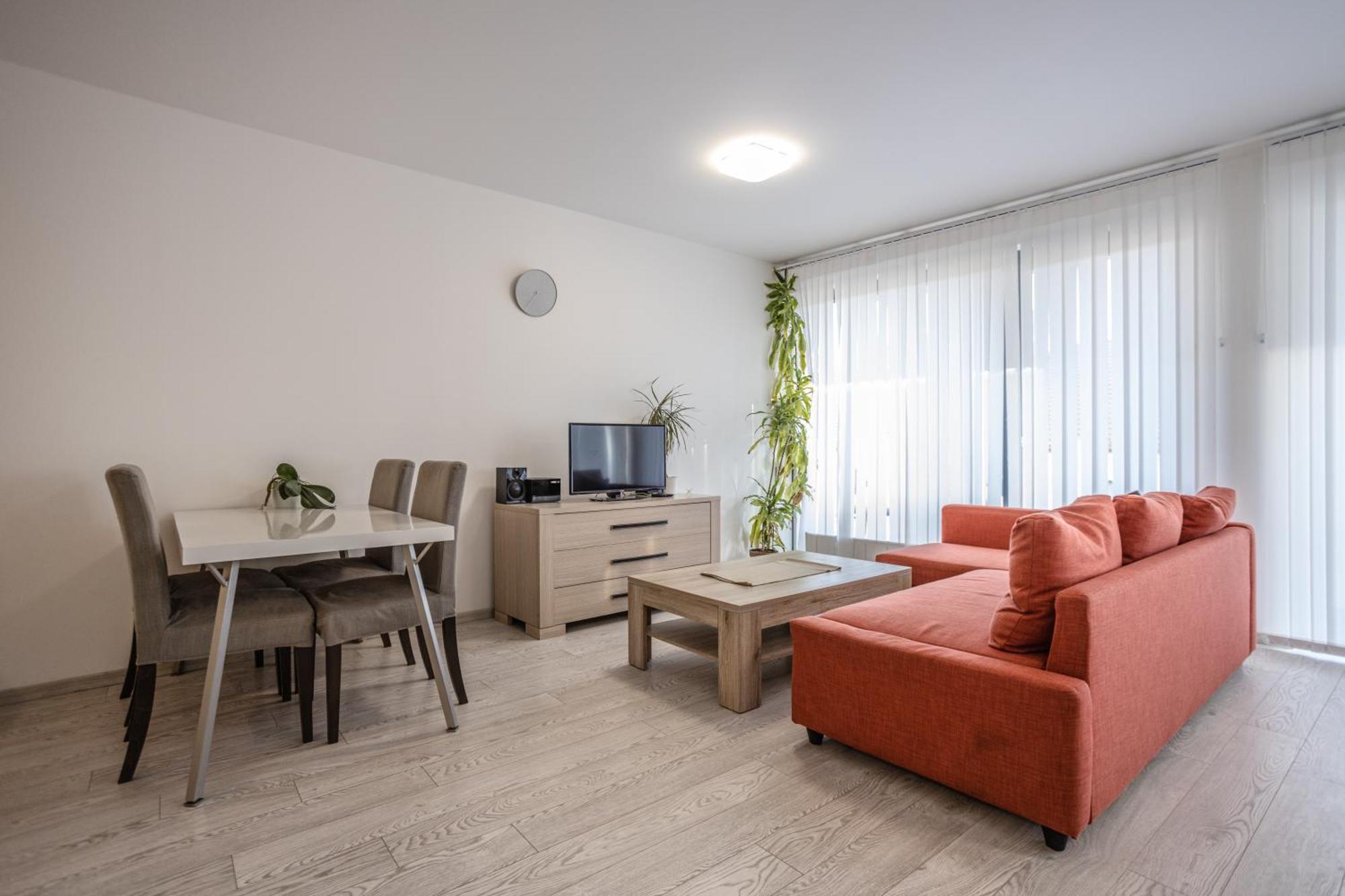 Spacious Terrace Apartment With Free Private Parking Praga Exterior foto